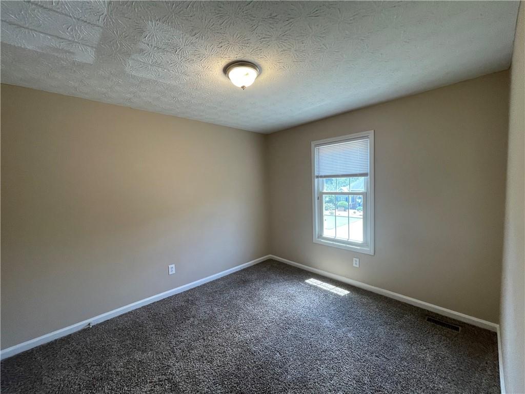 EAGLE GLEN - Residential