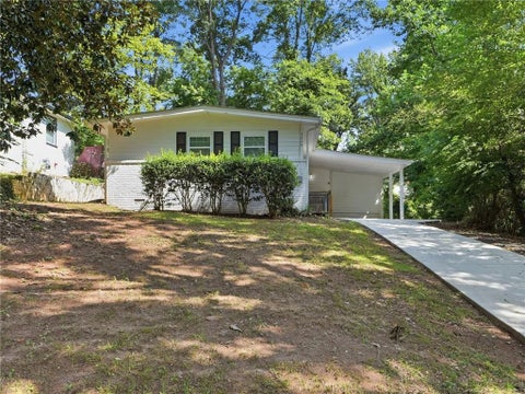 Photo of 3024 Pasadena Drive, Decatur, GA 30032 (MLS # 7821388)