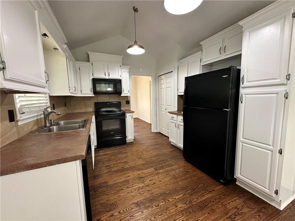 4876 Muirwood Drive