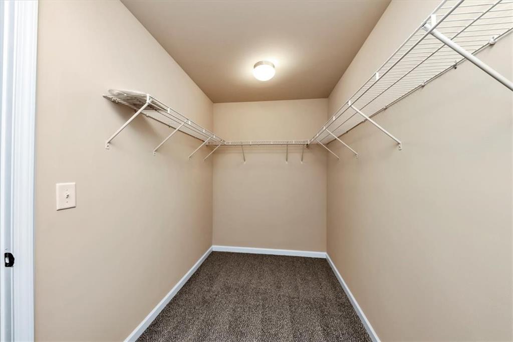 TOWNVIEW - Residential Lease