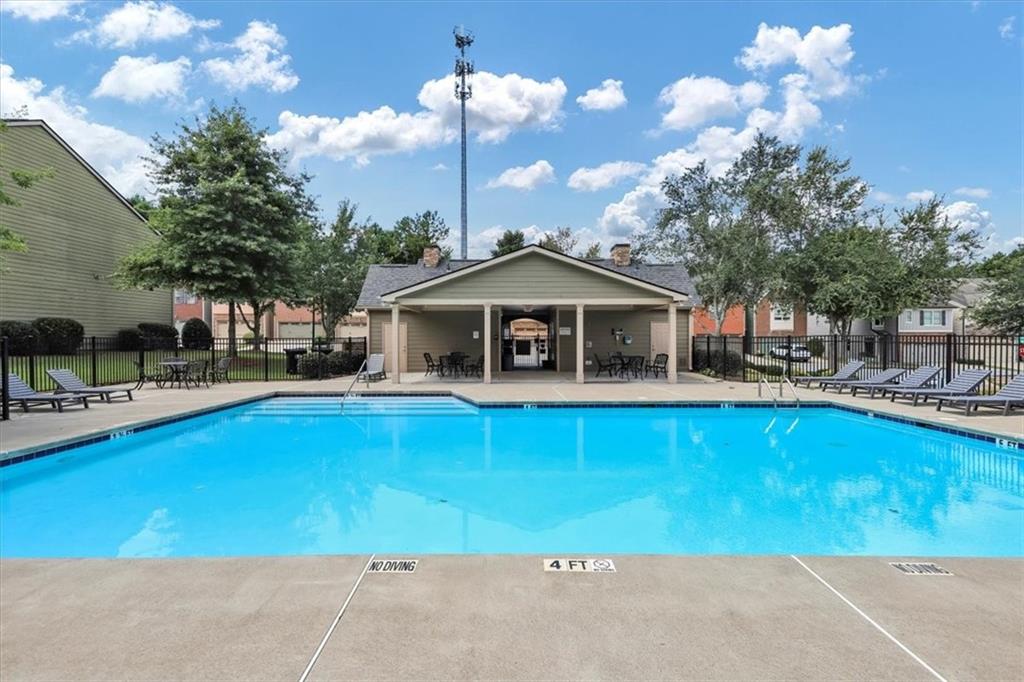 TOWNVIEW - Residential Lease