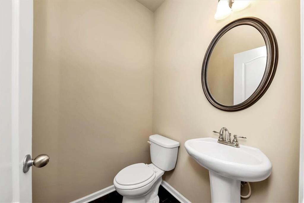 TOWNVIEW - Residential Lease