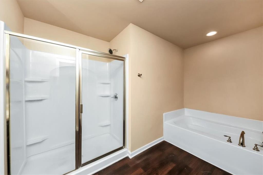 TOWNVIEW - Residential Lease