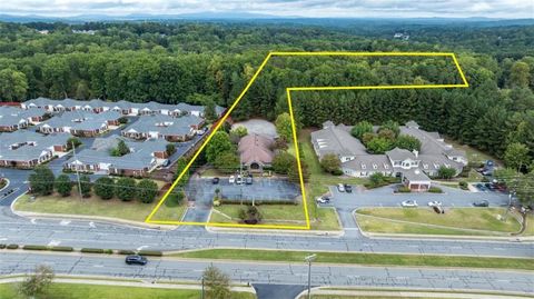 1817 Eagle Drive Woodstock GA 30189