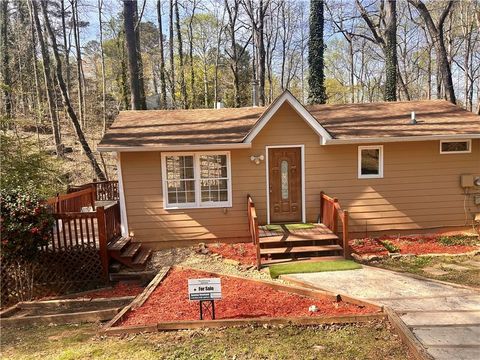 Homes For Sale - 1795 Falcon Creek Trail<br/> Cumming, GA 30041