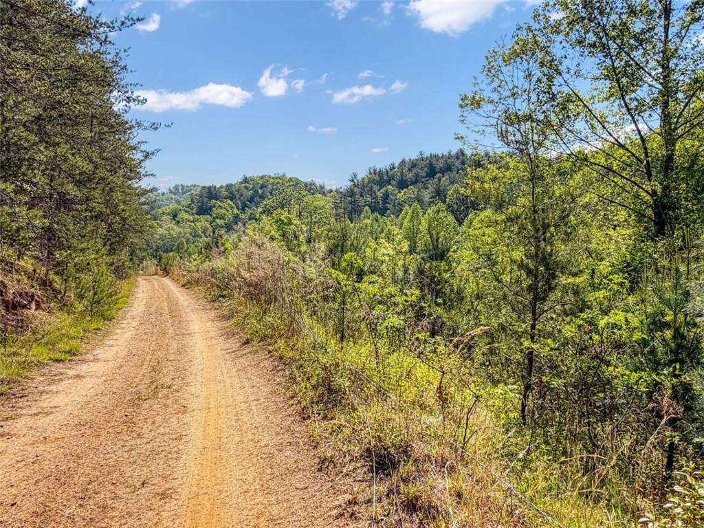 40 AC Valley Lake Road