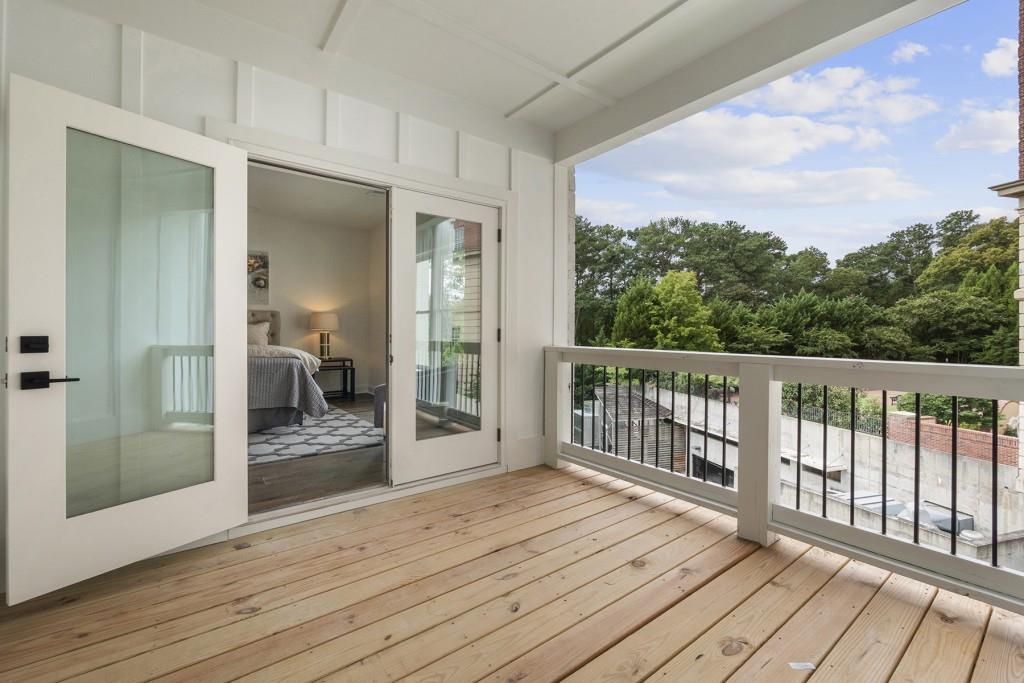3667 Peachtree Road NE 13