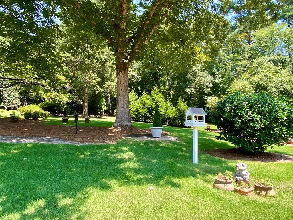 106 Fieldwood Rd.