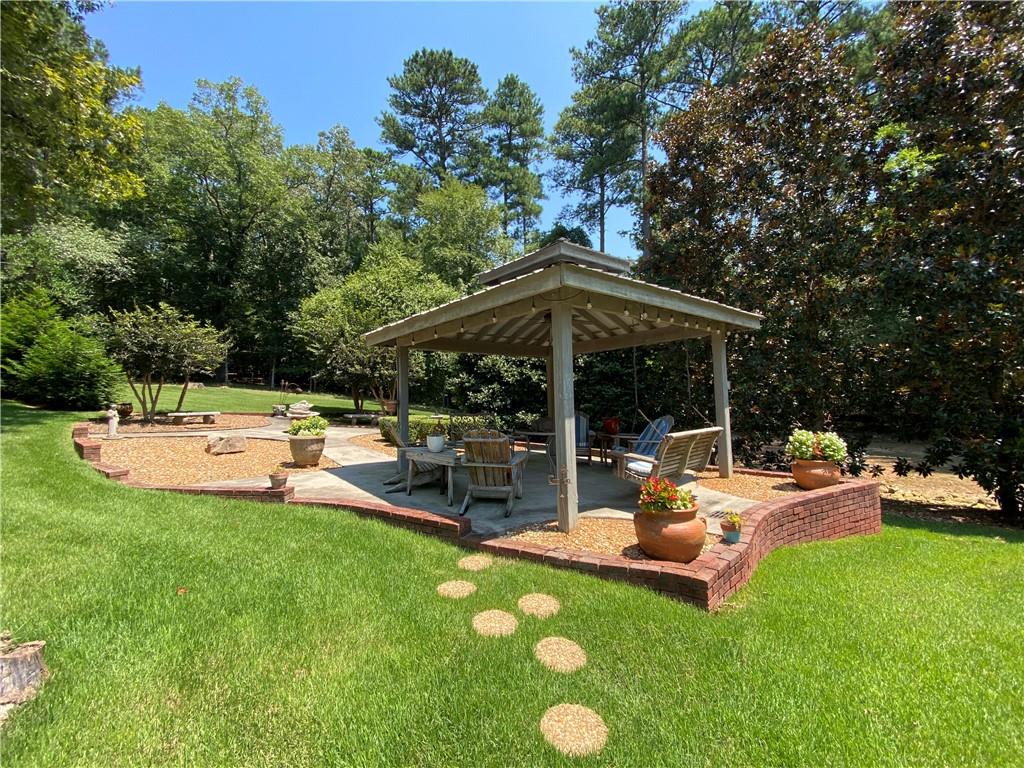 106 Fieldwood Rd.