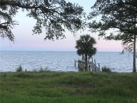 Homes For Sale - 3077 Hwy 98 East<br/> Carrabelle, FL 32322