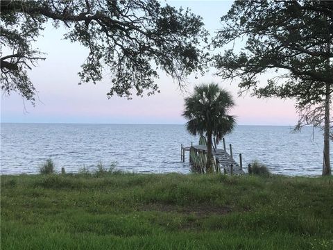3077 Hwy 98 East Carrabelle FL 32322