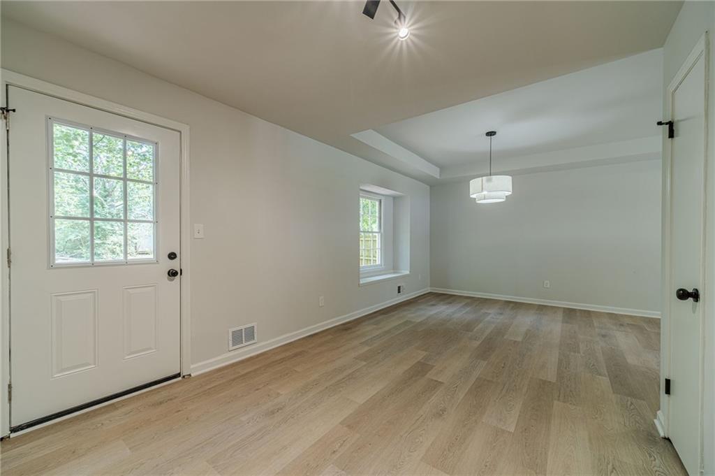 3404 Broxton Mill Way, Snellville, Georgia image 15