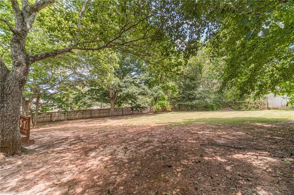 3404 Broxton Mill Way, Snellville, Georgia image 40