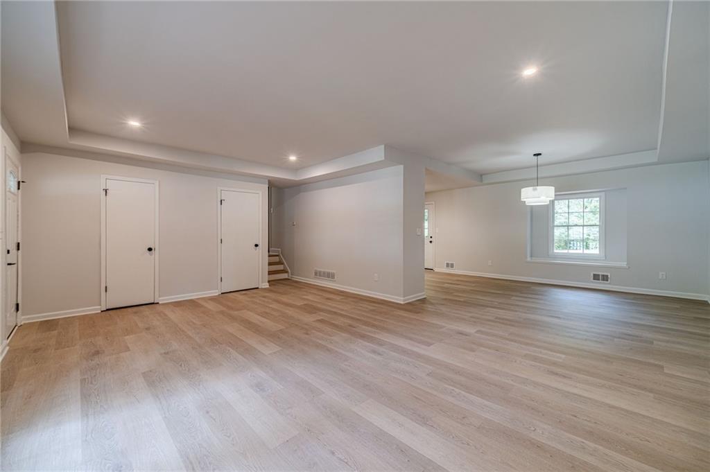 3404 Broxton Mill Way, Snellville, Georgia image 8