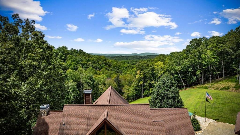 669 Wilscot Farms