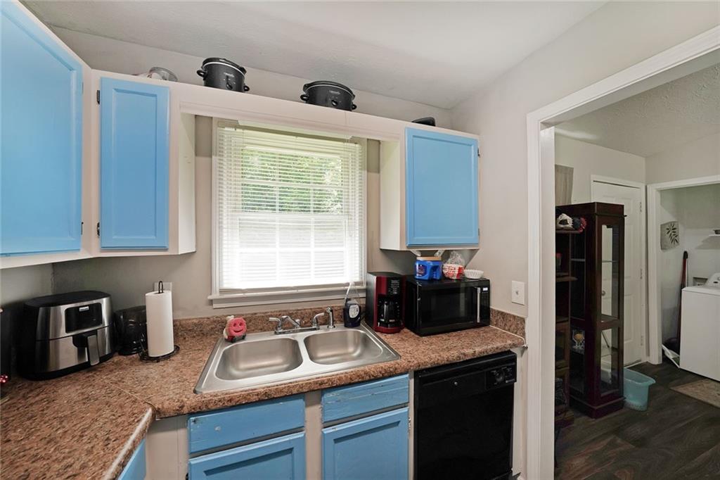 359 Dallas Street, Hiram, Georgia image 5