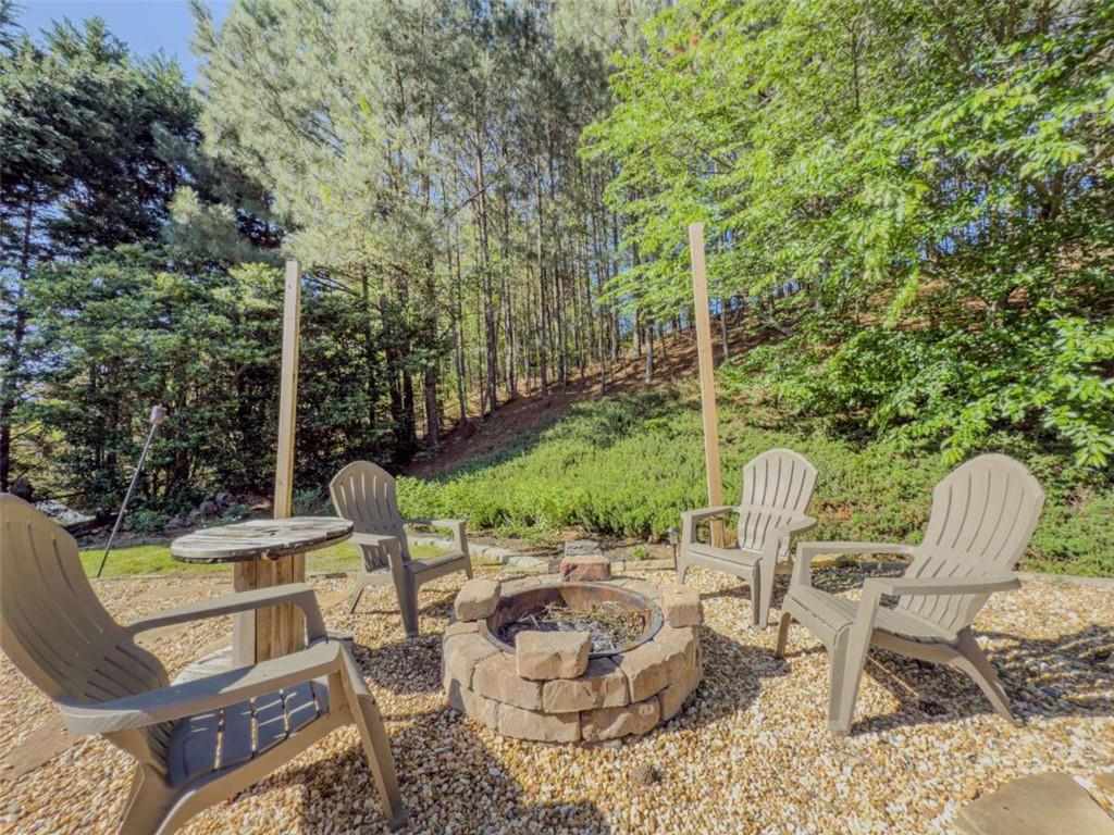 522 Plantation Creek Drive, Loganville, Georgia image 36