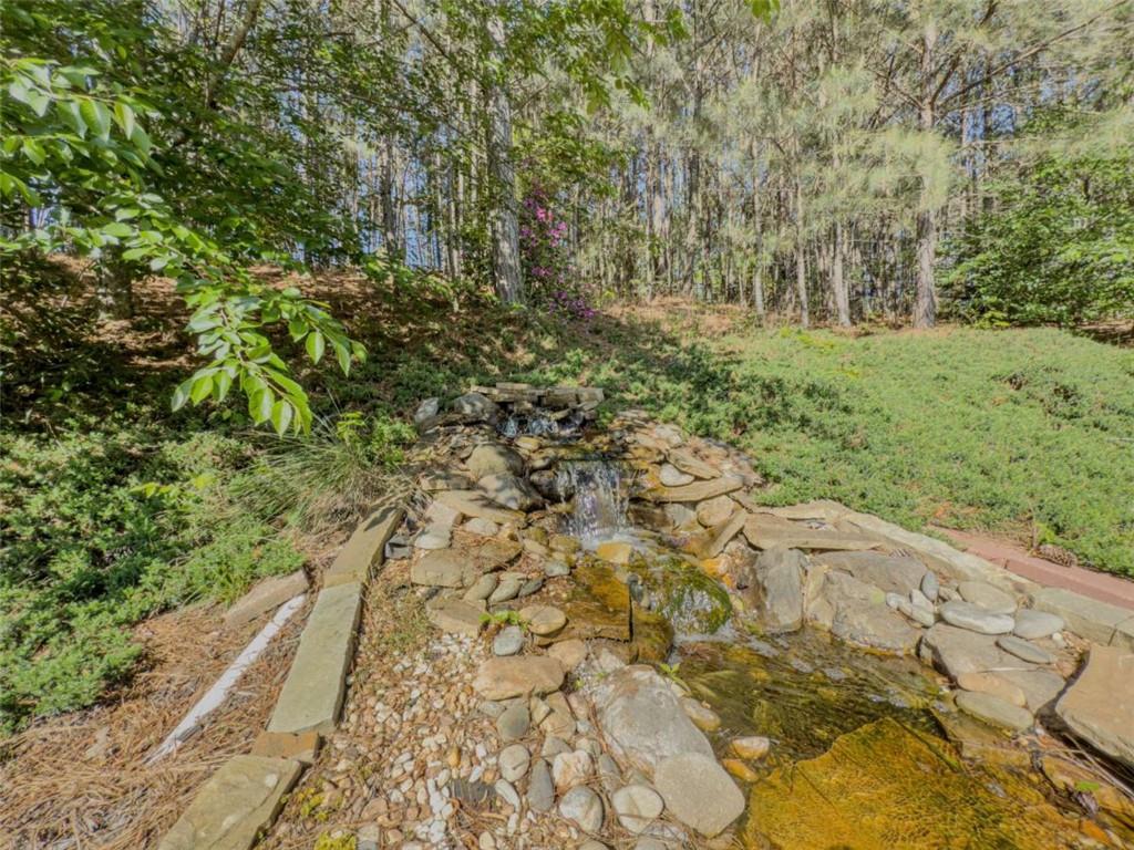522 Plantation Creek Drive, Loganville, Georgia image 38