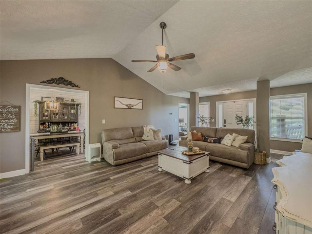 522 Plantation Creek Drive, Loganville, Georgia image 7