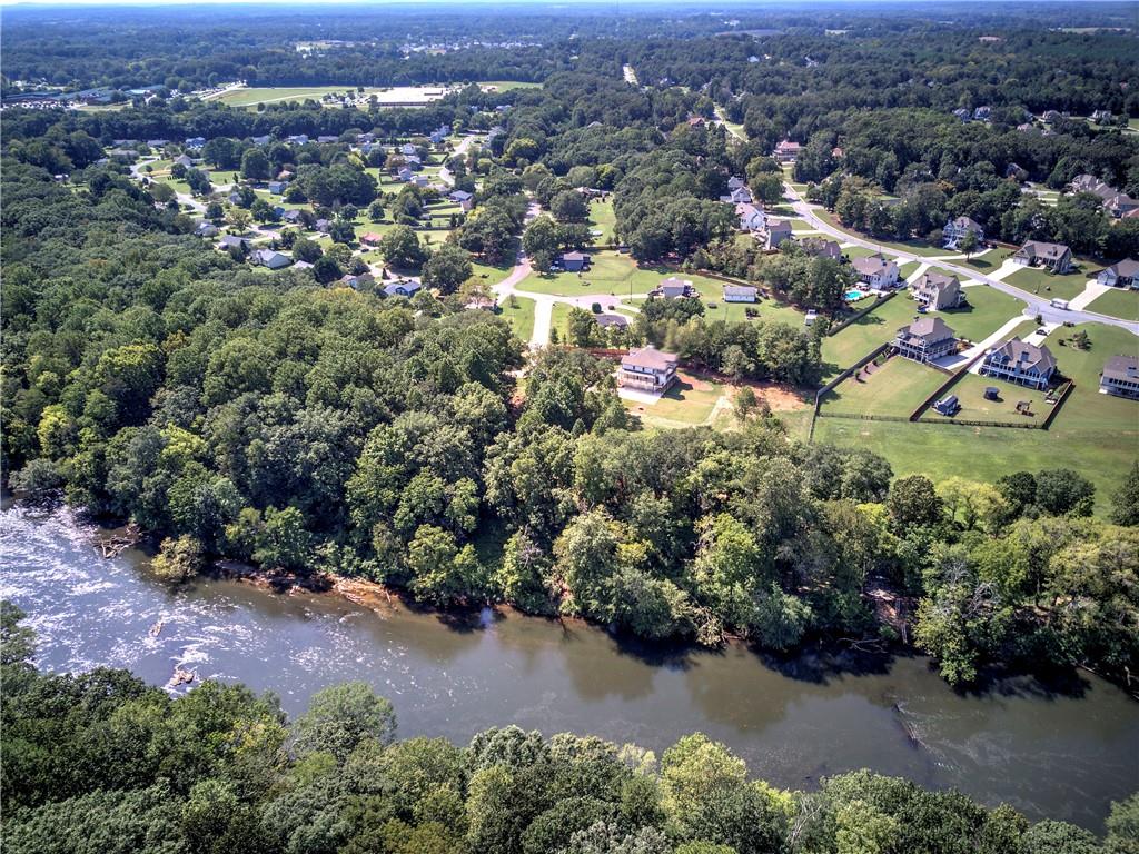 11 Dove Pointe
