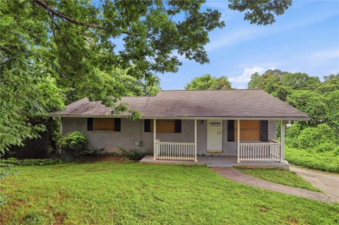 Homes For Sale - 2370 Tiffany Circle<br/> Decatur, GA 30035