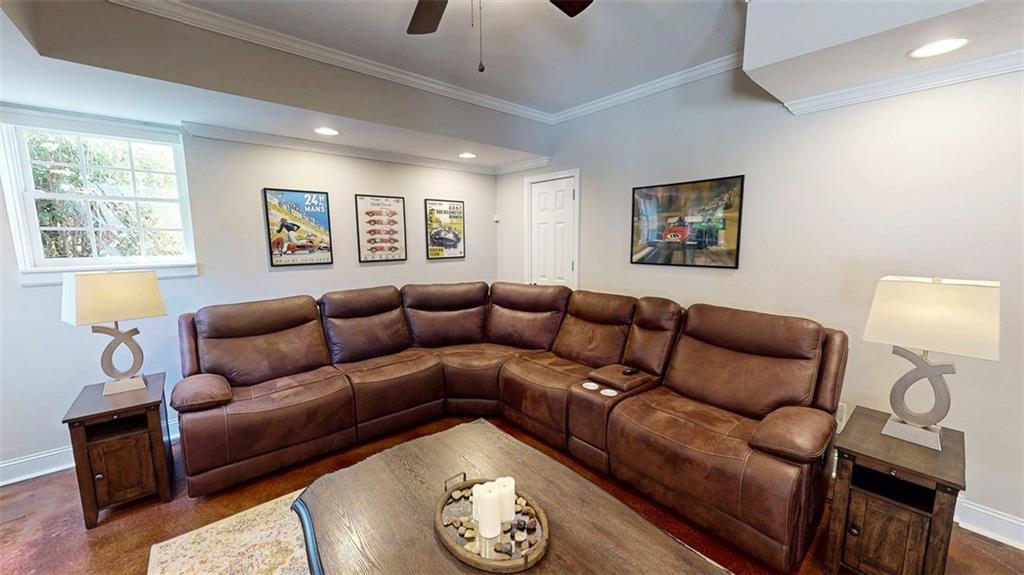 200 N Willow Court, Alpharetta, Georgia image 42