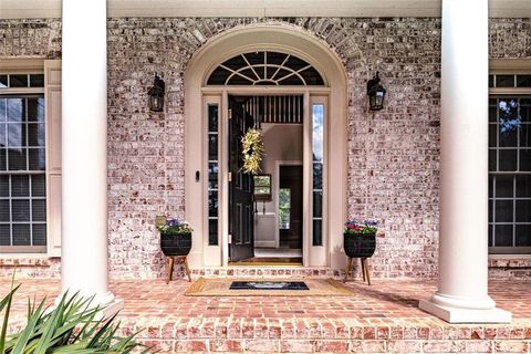 200 N Willow Court Alpharetta GA 30004