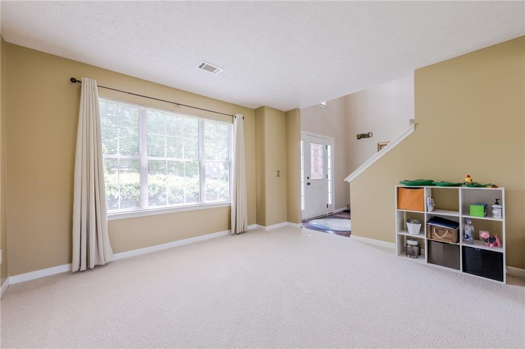 1130 Laurel Cove Drive, Snellville, Georgia image 6