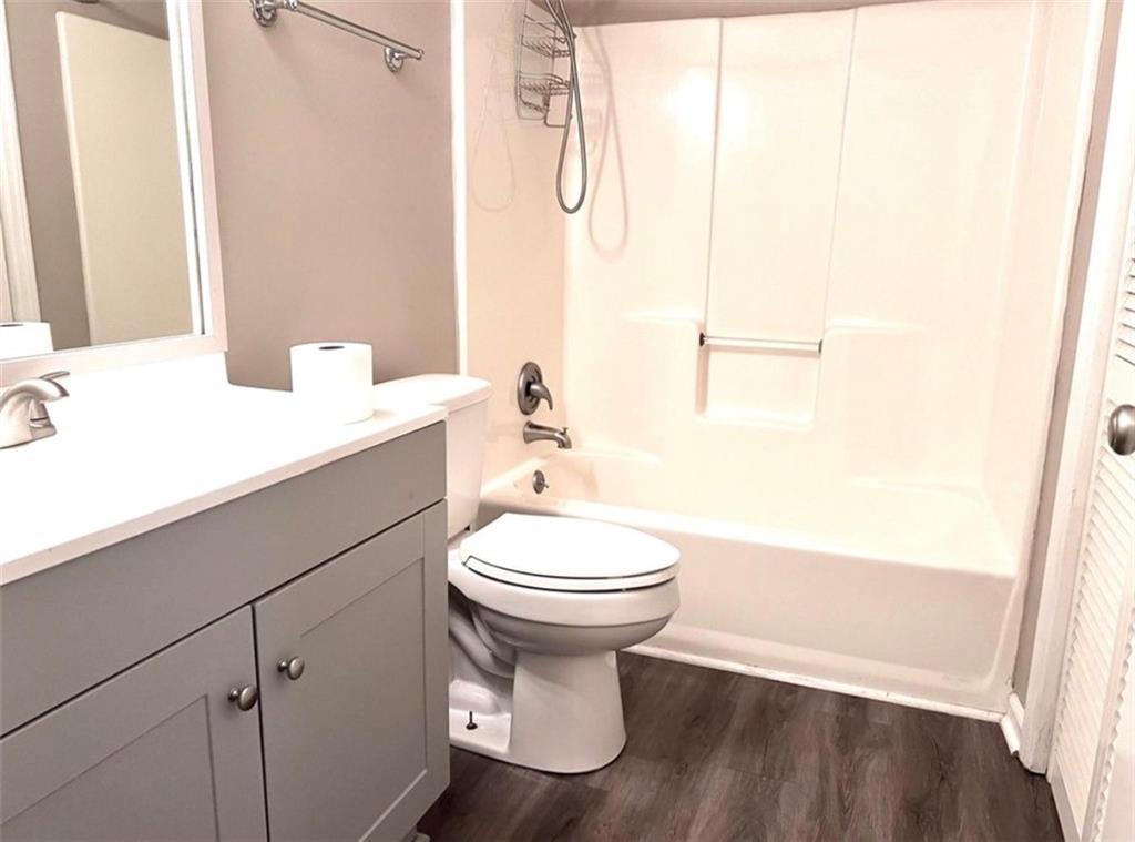 Applewood - Residential Lease