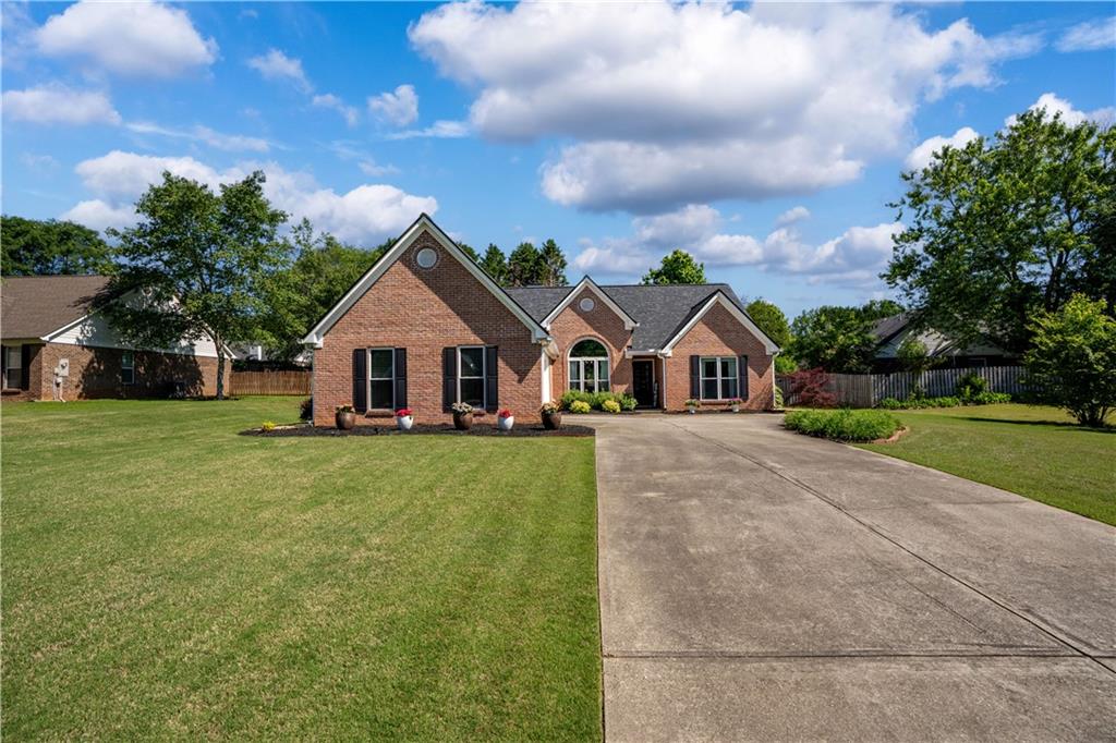7095 Valley Landing Court, Cumming, Georgia image 1