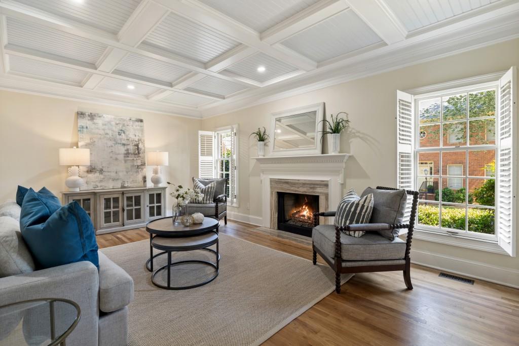 52 Ivy Chase NE