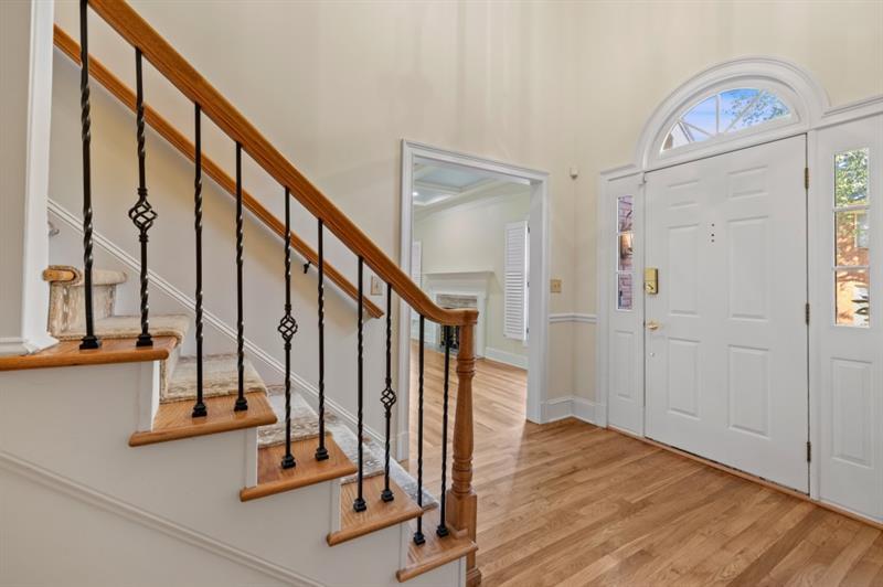 52 Ivy Chase NE