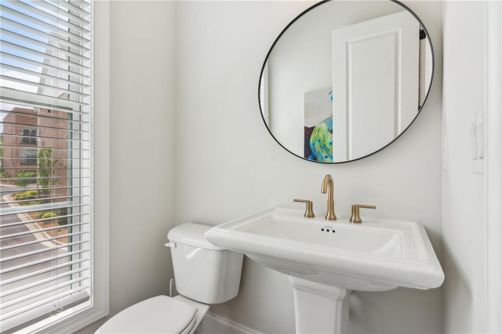 427 Burton Drive, Alpharetta, Georgia image 19