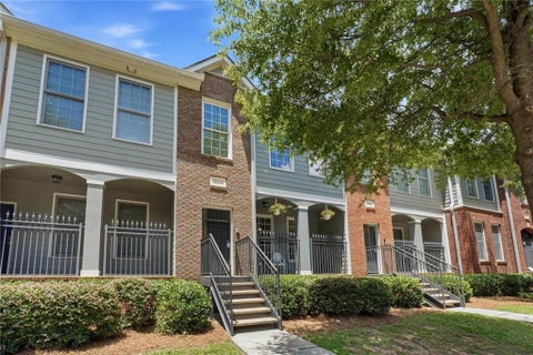 Townhouse For Sale - 211 Merritts Avenue<br/> Atlanta, GA 30313