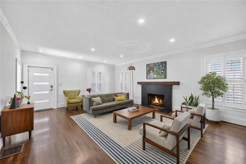 1019 N Virginia Avenue NE