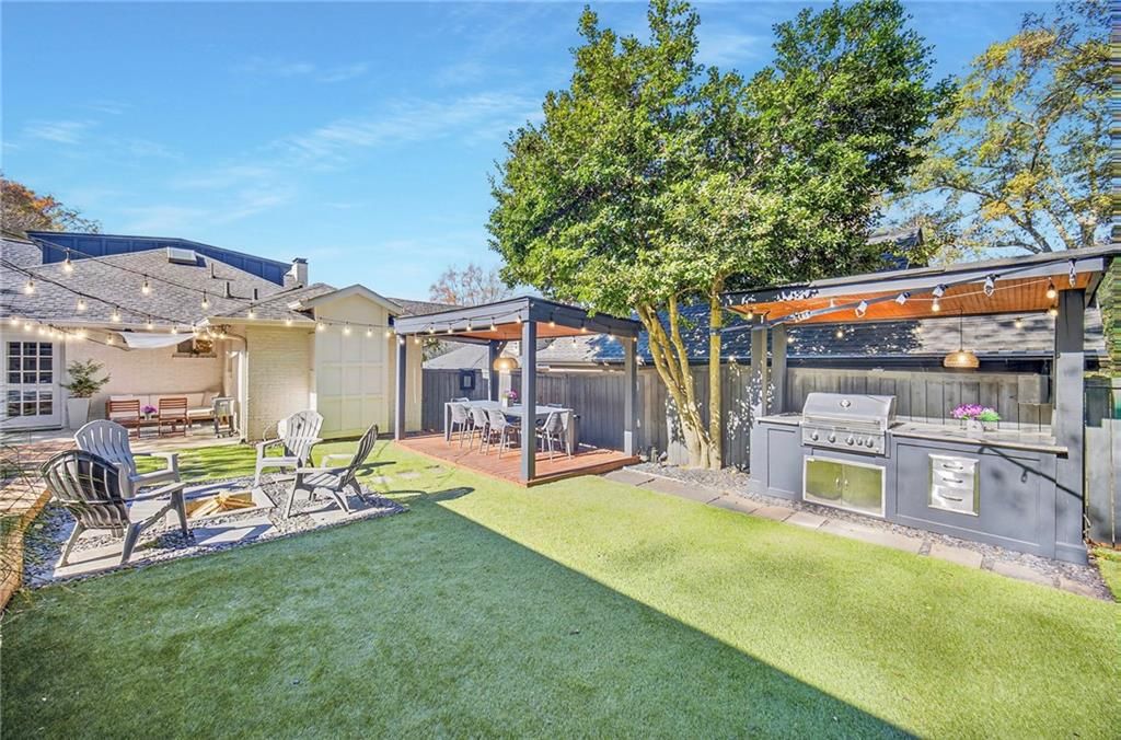 Photo of 1019 N Virginia Avenue NE, Atlanta, GA 30306 (MLS # 7727146)