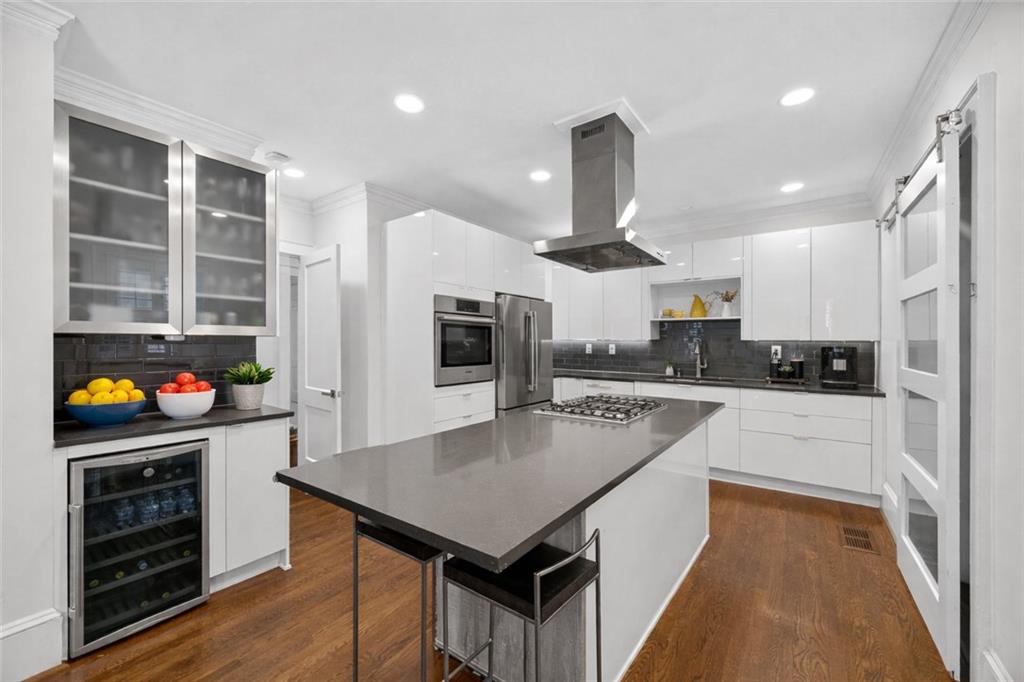 1019 N Virginia Avenue NE