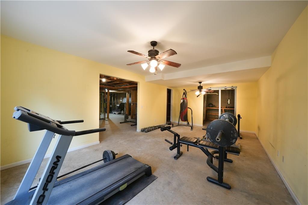 8215 Aulden Place, Cumming, Georgia image 38