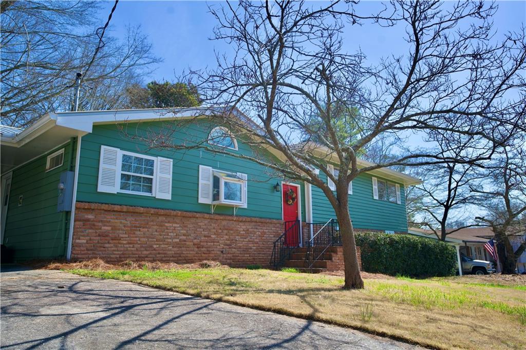 282 Evelyn Street NW