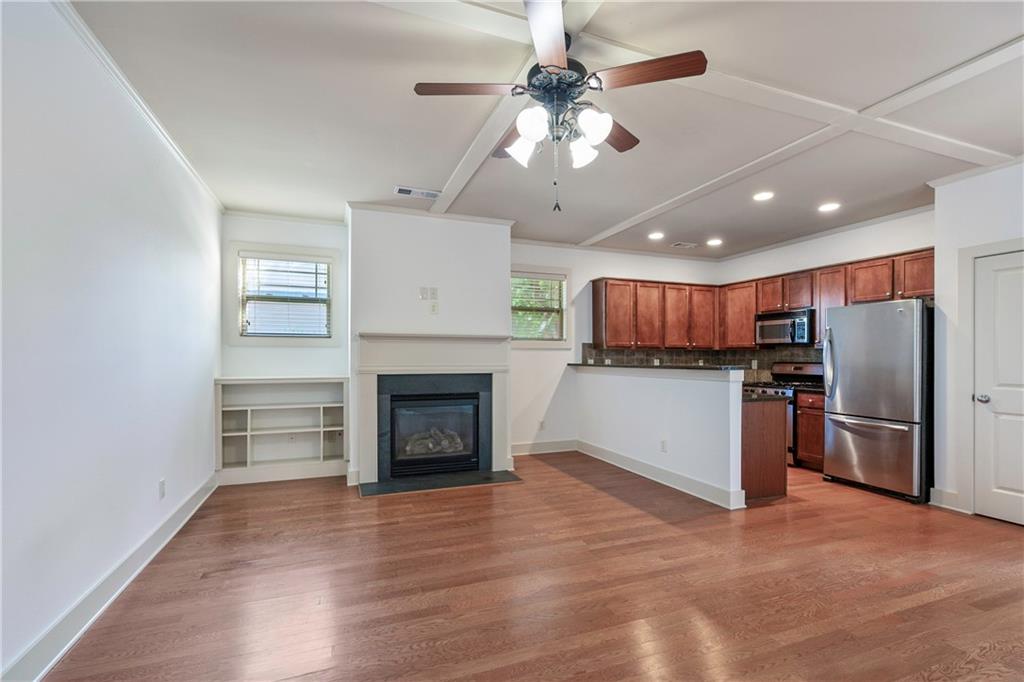 1071 N Village Drive