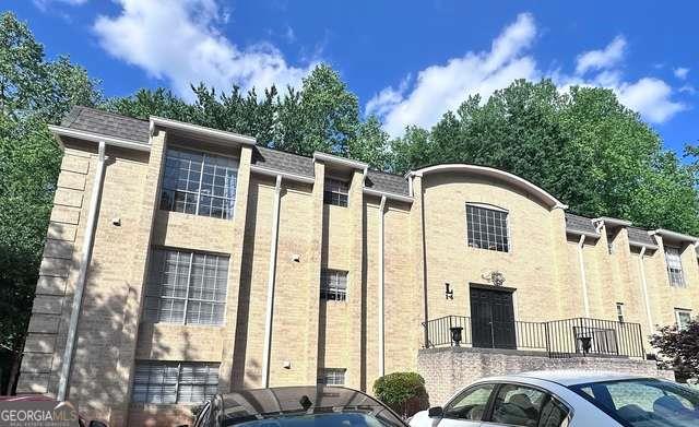 5400 Roswell Road, Sandy Springs, Georgia image 1