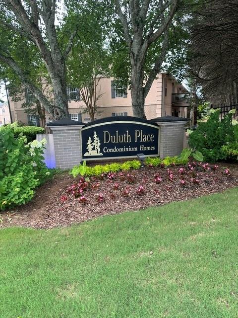 Condo For Sale - 3940 Stillwater Drive #6<br/> Duluth, GA 30096