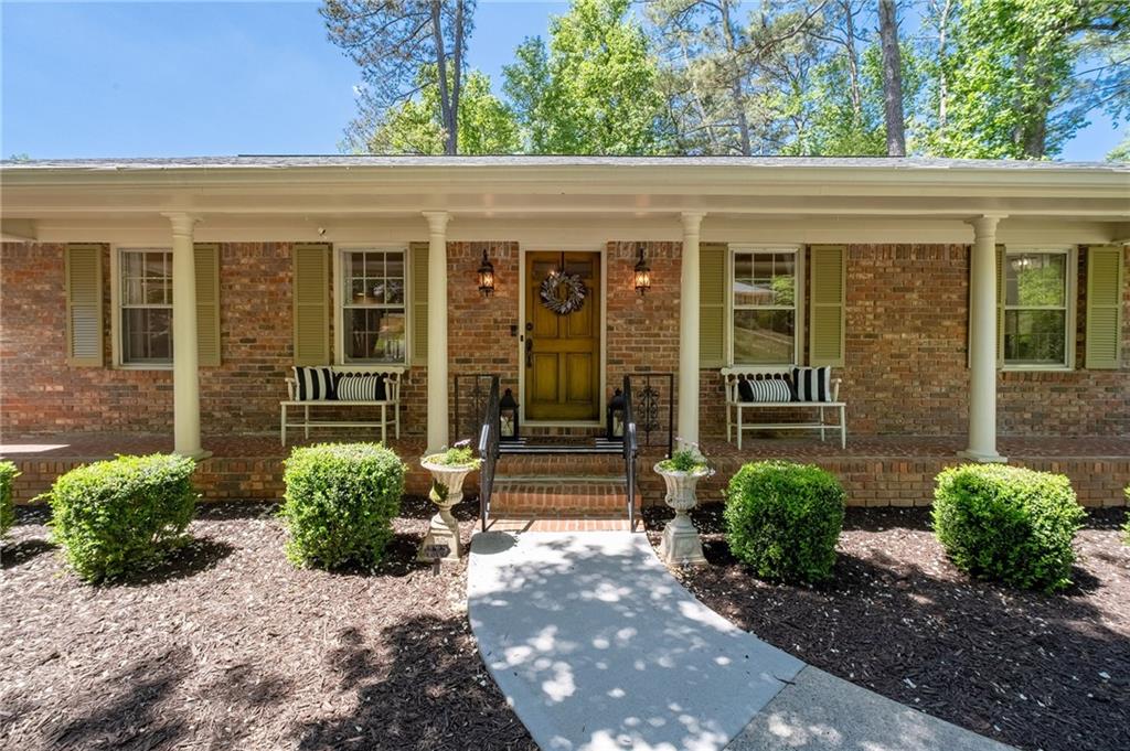 2951 Shillingford Court SE