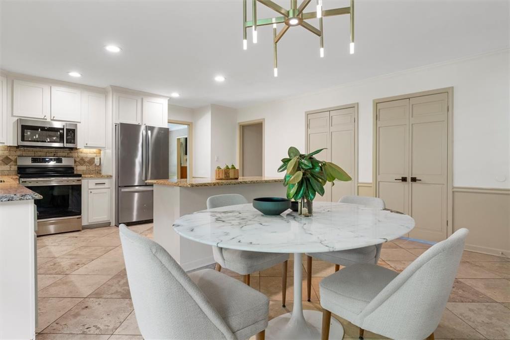 11785 Mountain Laurel Drive