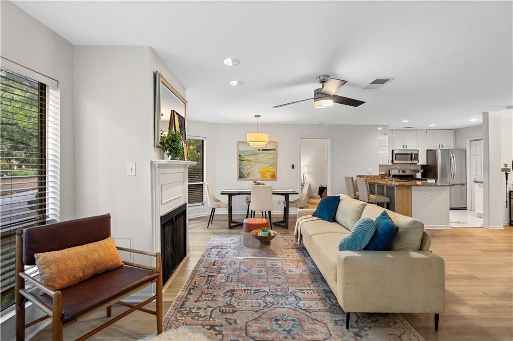 209 14th Street NE 102