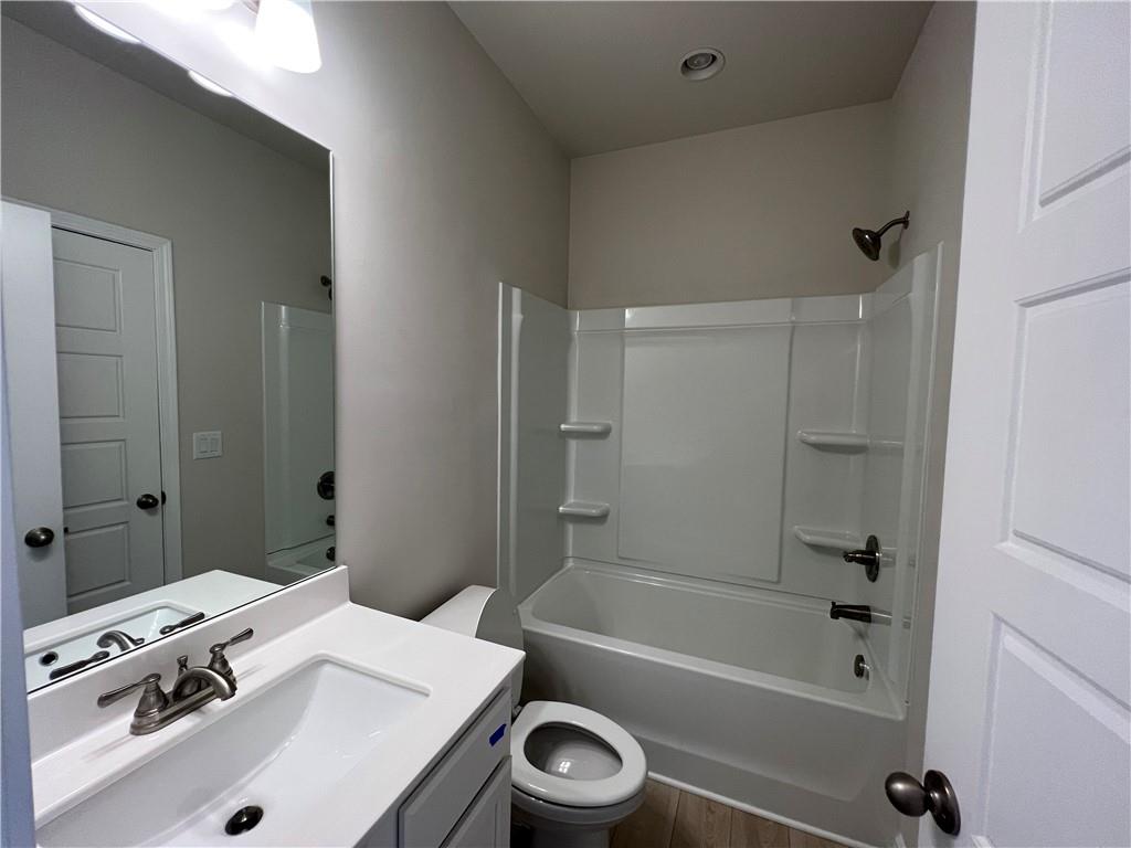 1582 Dover Creek Lane