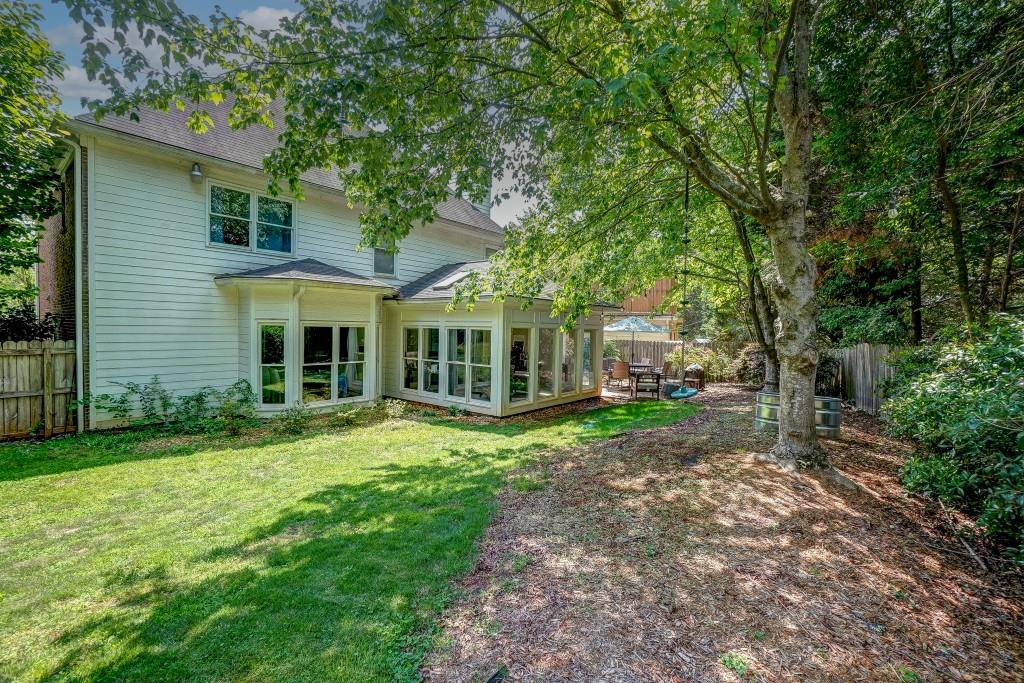 1187 Druid Walk