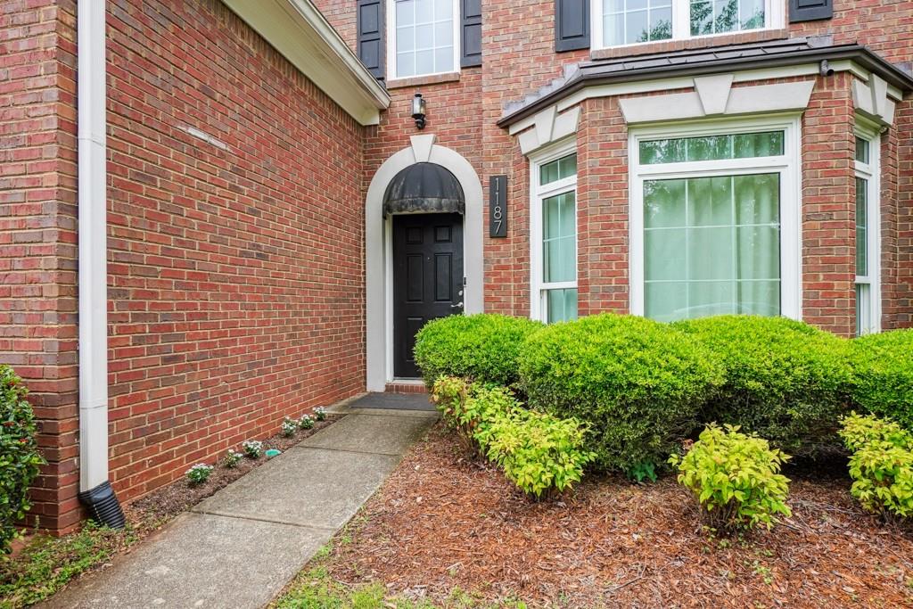 1187 Druid Walk