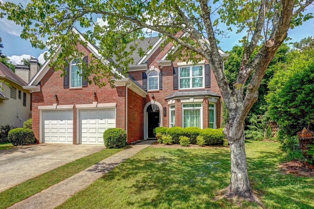 1187 Druid Walk