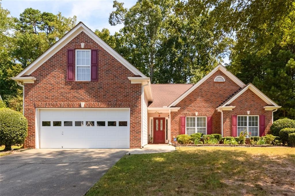 What a great find! Absolutely beautiful light and bright ranch home with a finished bonus room/bedroom upstairs! Vaulted family room opens to an additional sitting area/living room. Formal dining room is perfect for family gatherings. Spacious kitchen with tall wood cabinets, granite counter-tops and SS appliances has breakfast area. Conveniently located on the main level owner’s bedroom has en-suite bathroom and walk-in closet. Two additional bedrooms share a bathroom. This house has lots of closet space! Enjoy your morning coffee or afternoon glass of wine in your private backyard. Recent updates include LVP floors throughout, interior paint, water heater, granite counter-tops and backsplash in the kitchen, gutters. Quite community in a great location with walking distance to Sugar Hill downtown and EE Robinson Park, minutes to Mall of Georgia, I-985, and Lake Lanier. Come and see it today before it’s gone!